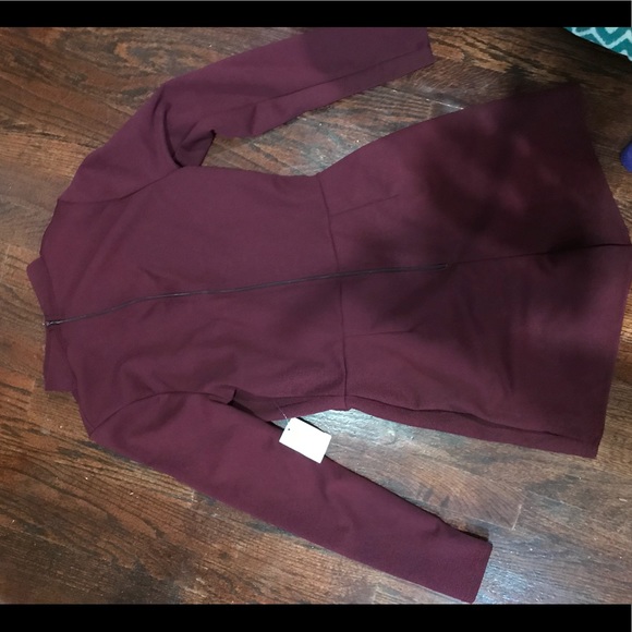 NWT romper - Picture 5 of 5